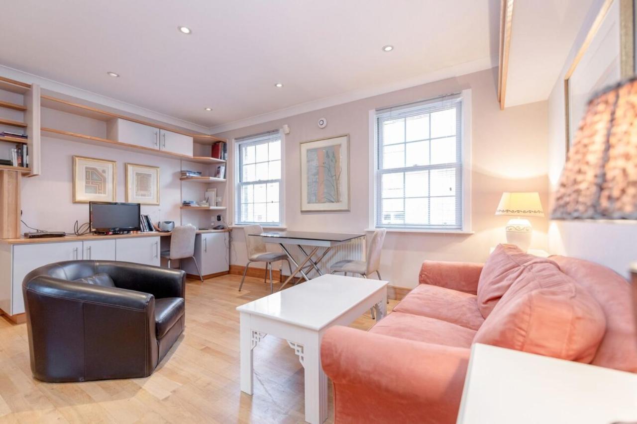Beautiful 1 Bedroom Apartment In Victoria Londra Esterno foto