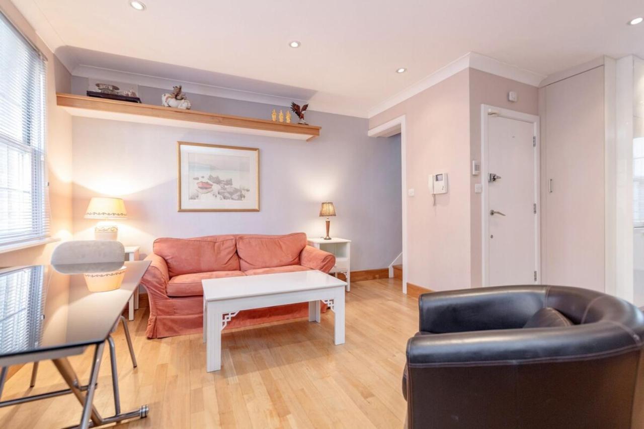 Beautiful 1 Bedroom Apartment In Victoria Londra Esterno foto